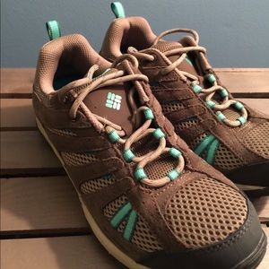Columbia hiking boots